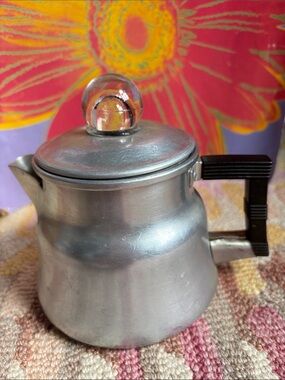 No. 3002 WEAR-EVER Aluminum Coffee Pot vintage made in USA (incomplete)